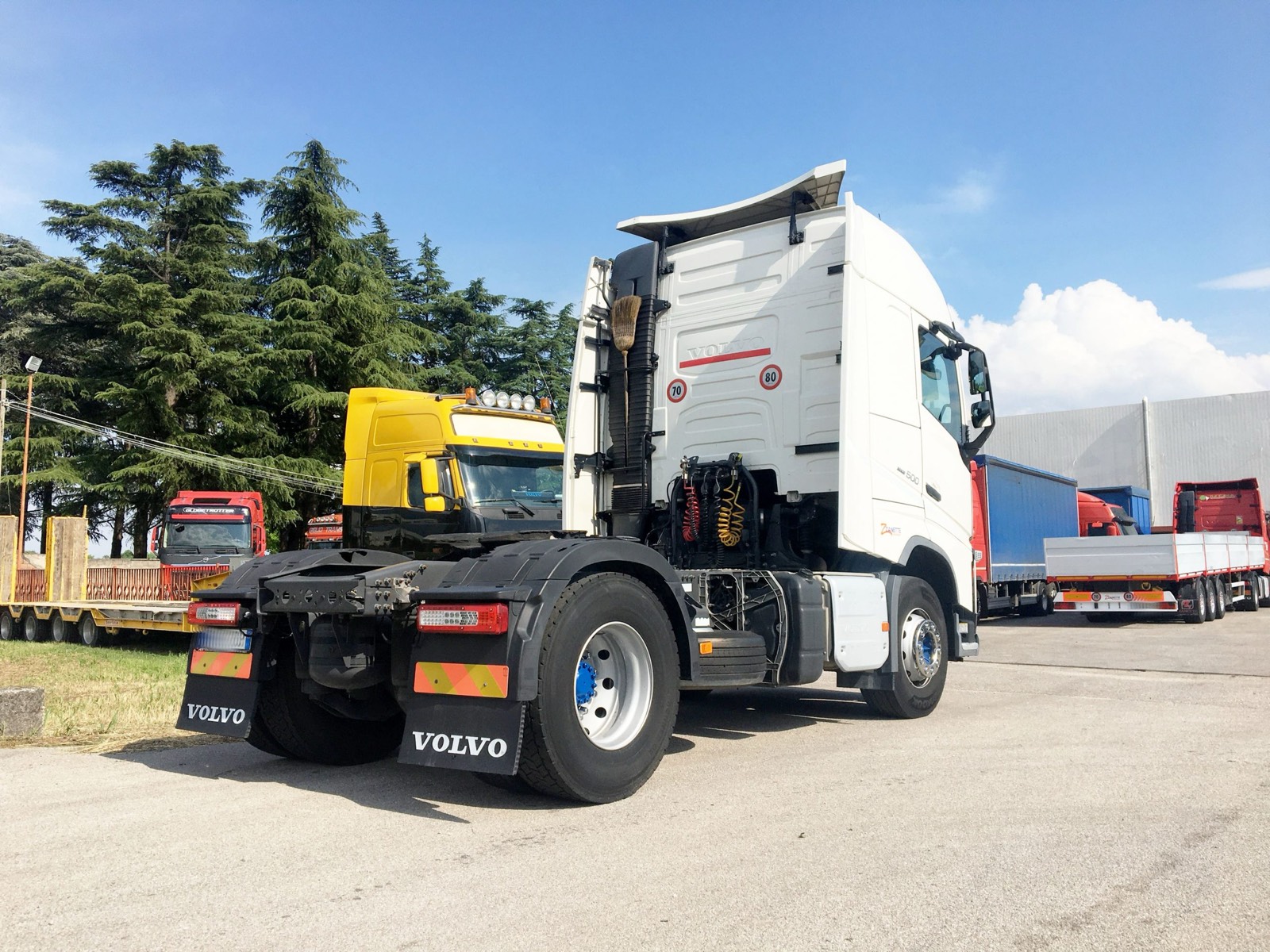 Camion e veicoli industriali usati nel piazzale Zanette Occasioni di San Fior