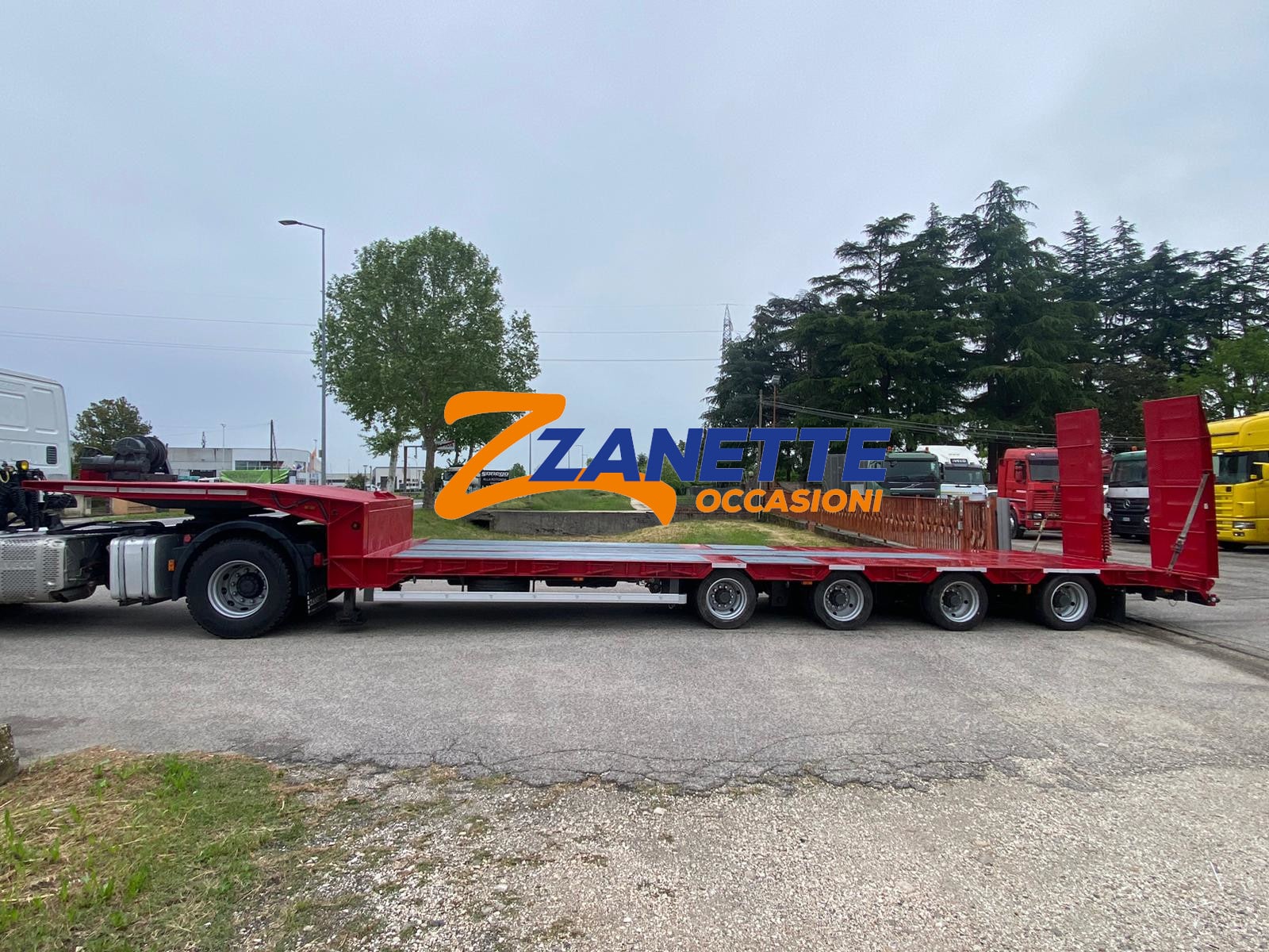 Semirimorchio Bertoja SR36 Semirimorchio Bertoja SR36