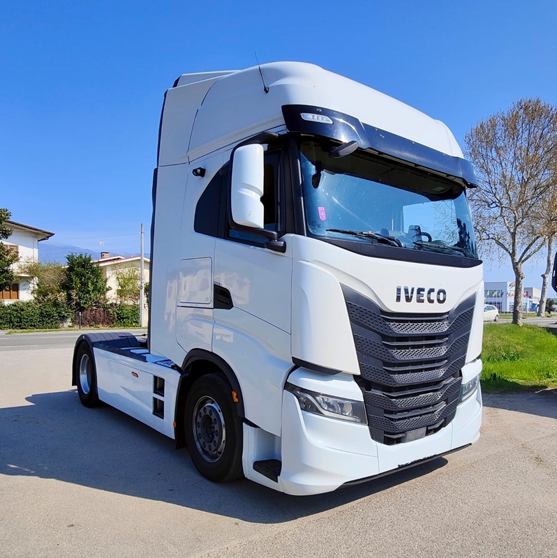 WhatsApp Image 2025-04-05 at 11.48.22 (1)