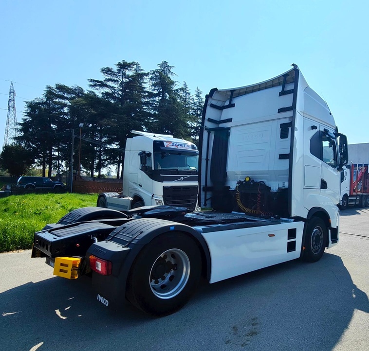 WhatsApp Image 2025-04-05 at 11.48.22 (2)