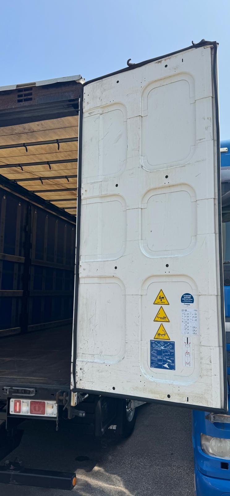 b246fd71-ec7d-4eb6-bc21-ae892f303643