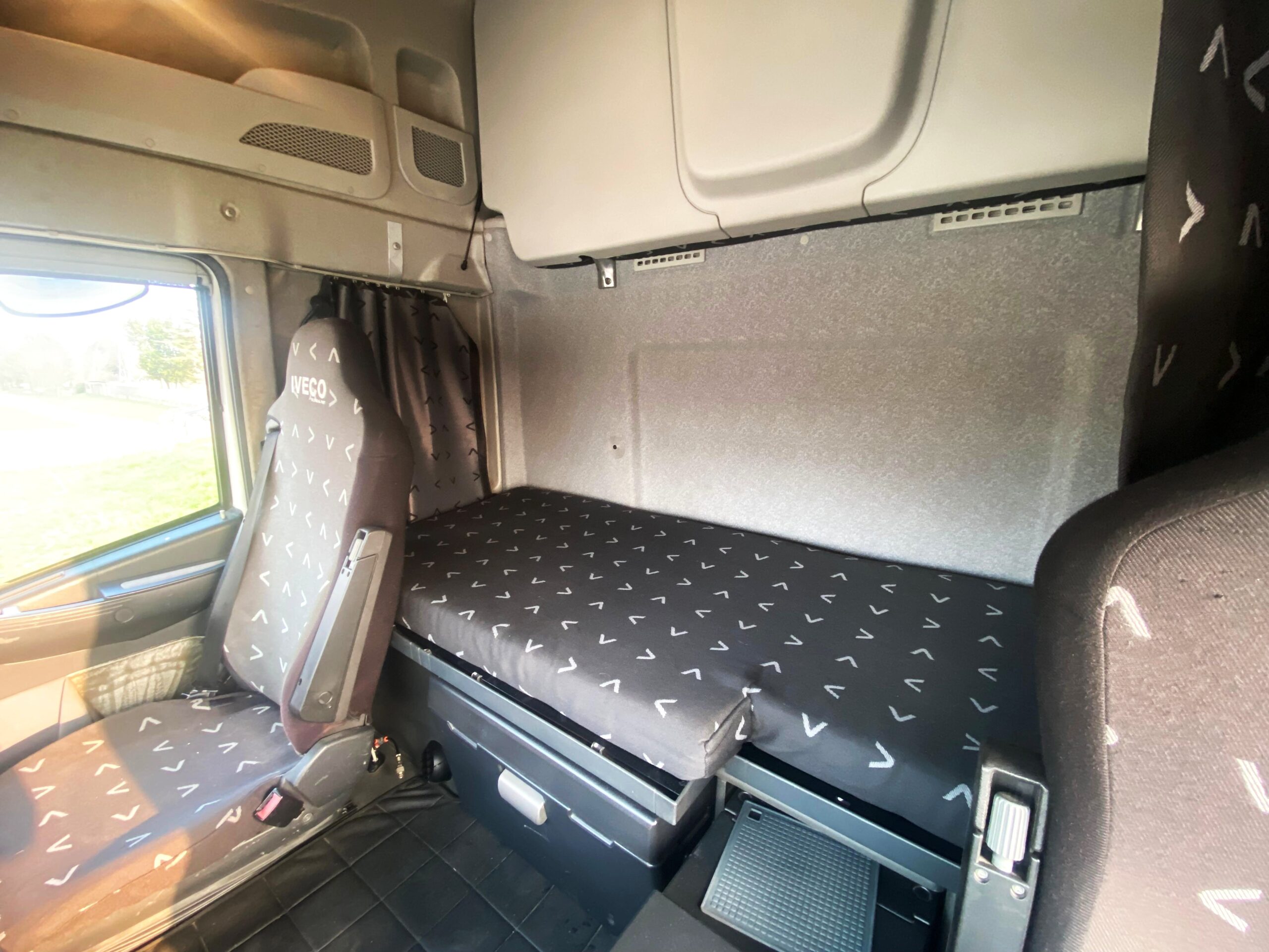 WhatsApp Image 2026-03-05 at 09.39.27 (4)